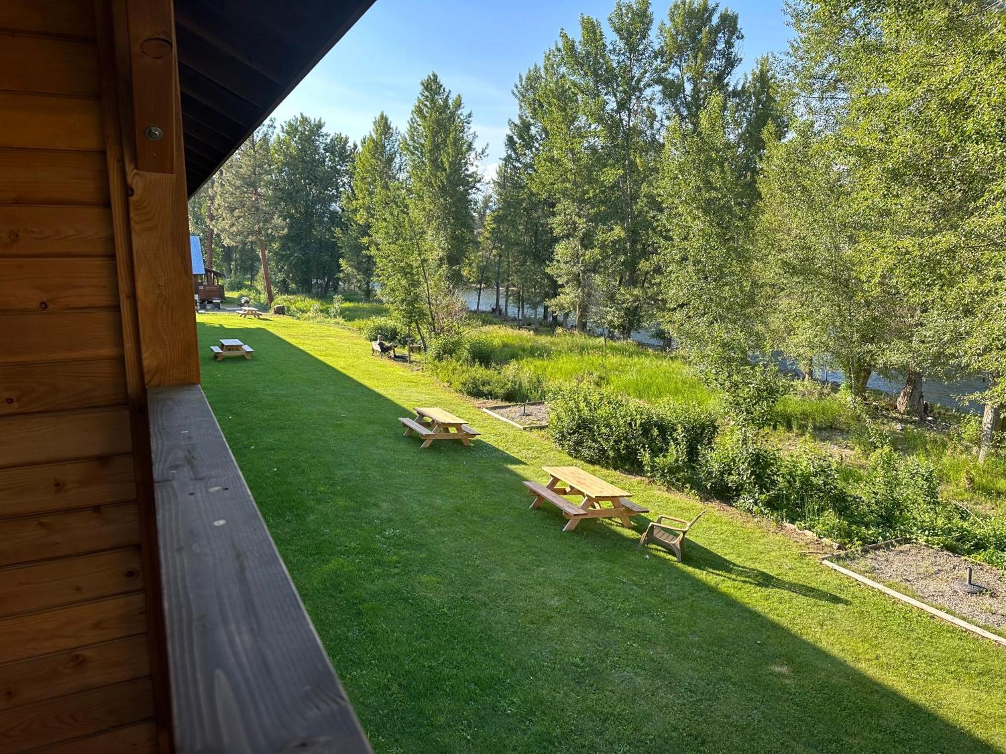 Methow River Lodge And Cabins 温索普 外观 照片