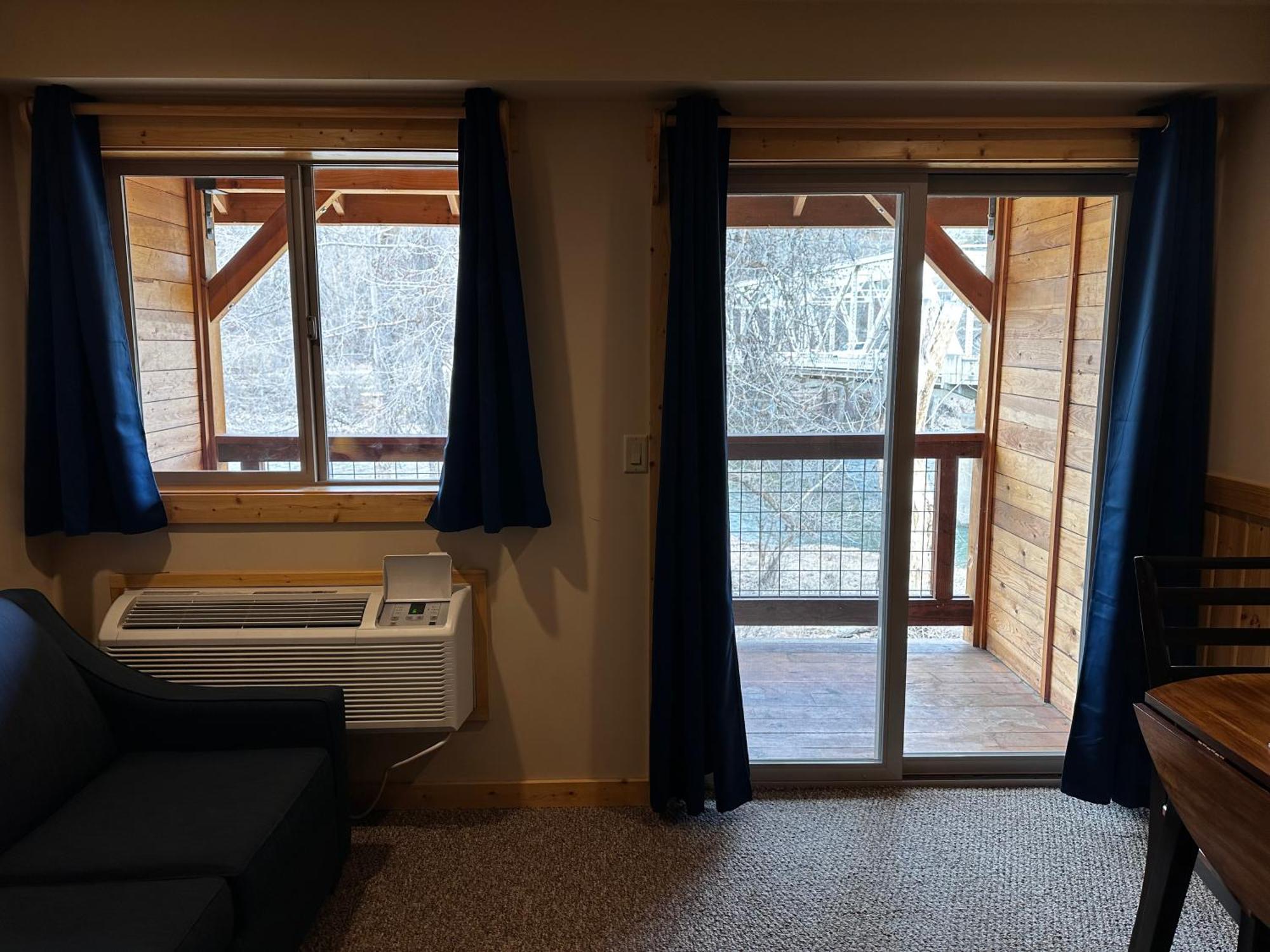 Methow River Lodge And Cabins 温索普 外观 照片