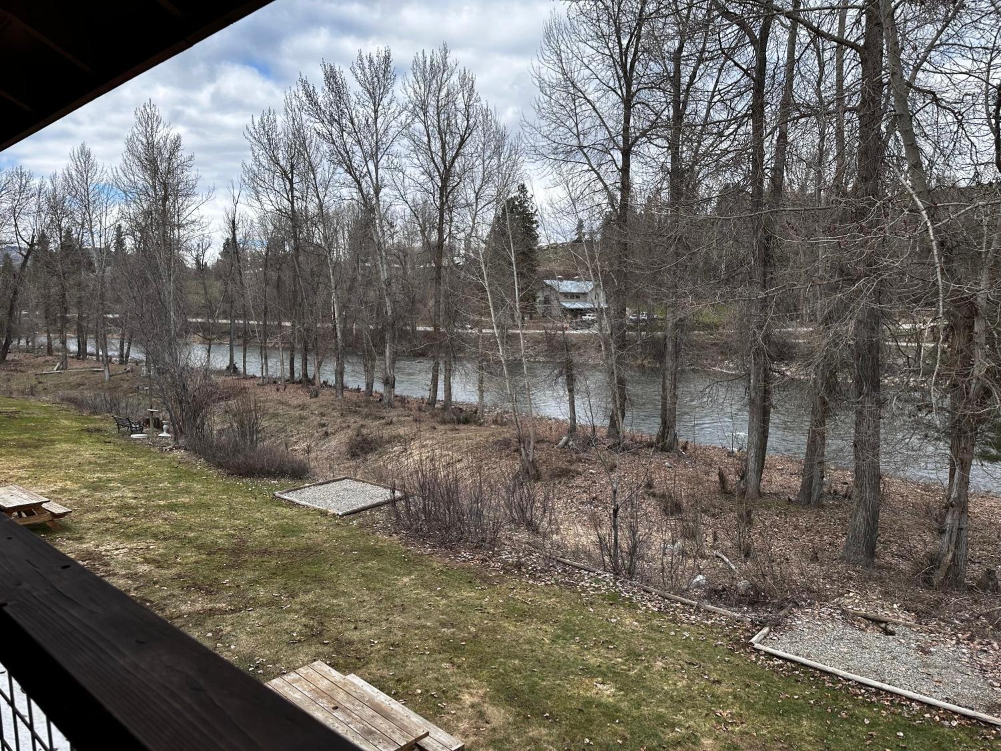 Methow River Lodge And Cabins 温索普 外观 照片